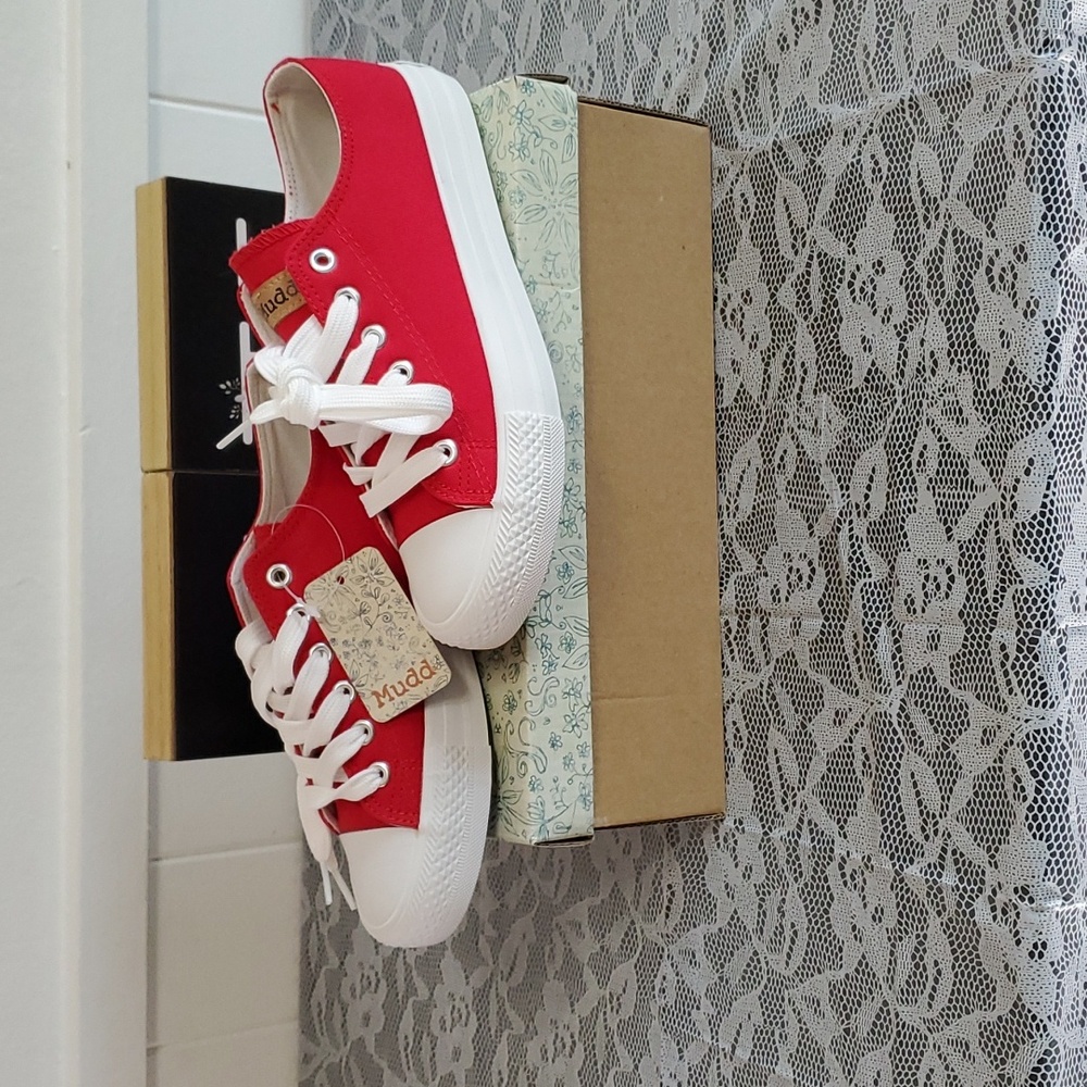 MUDD Sneaker Red Ellie - Picture 2 of 8